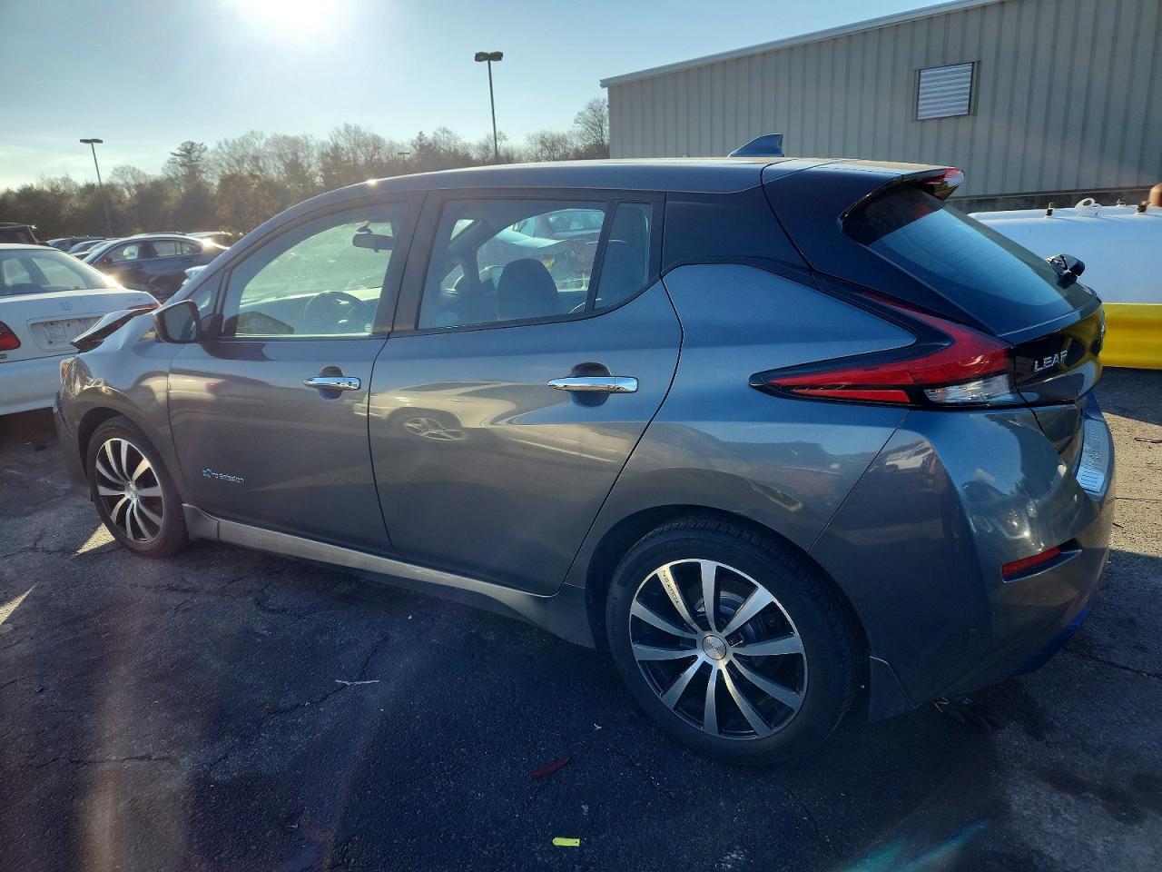2019 NISSAN LEAF