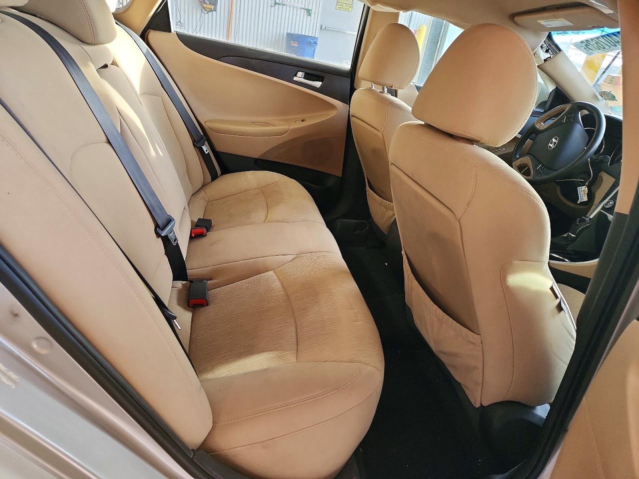 2011 HYUNDAI SONATA