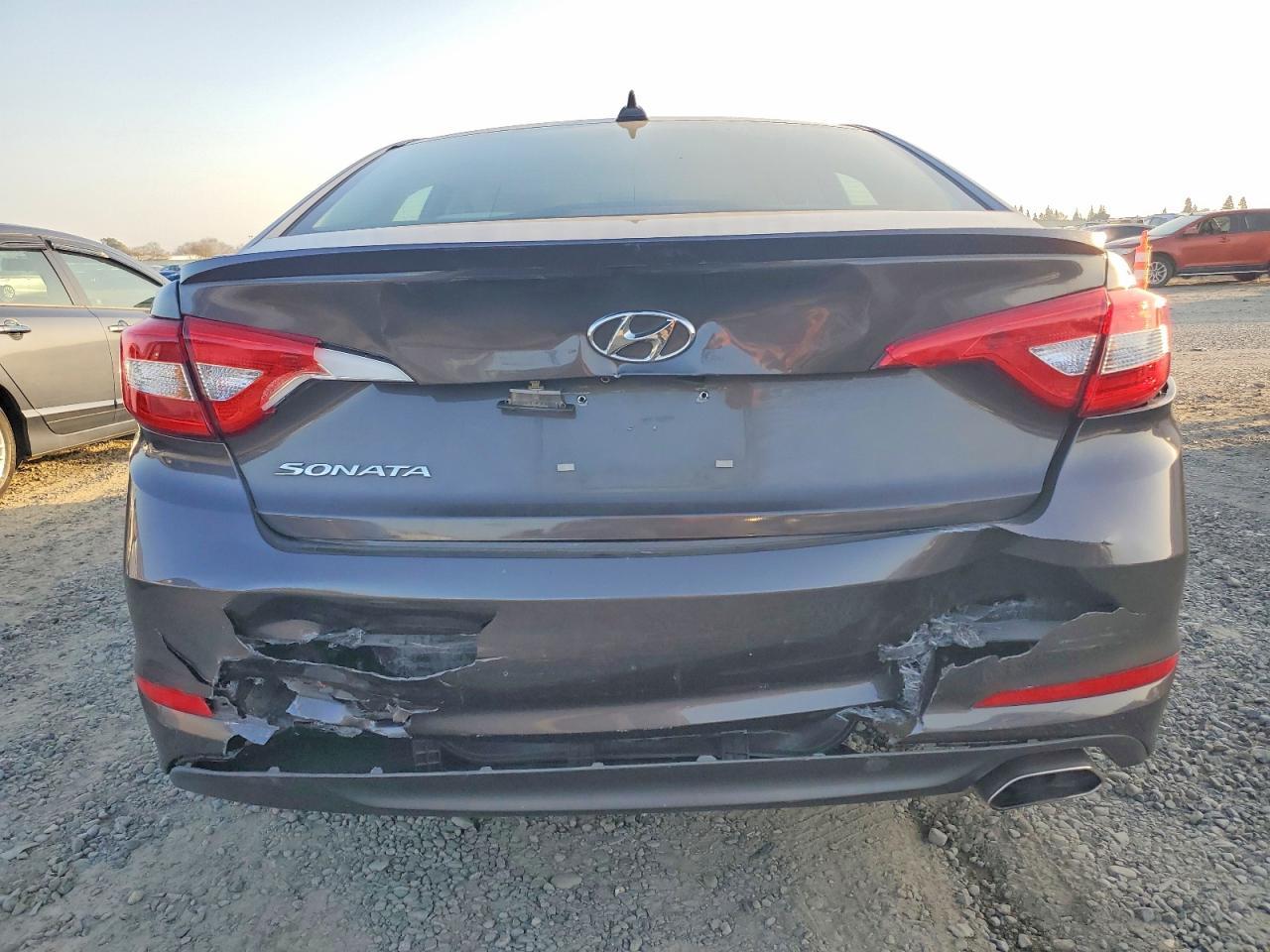 2016 HYUNDAI SONATA
