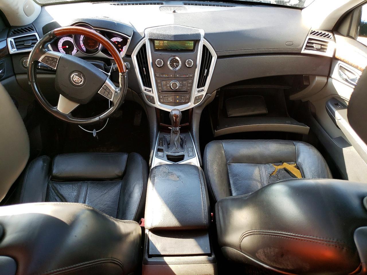 2010 CADILLAC SRX