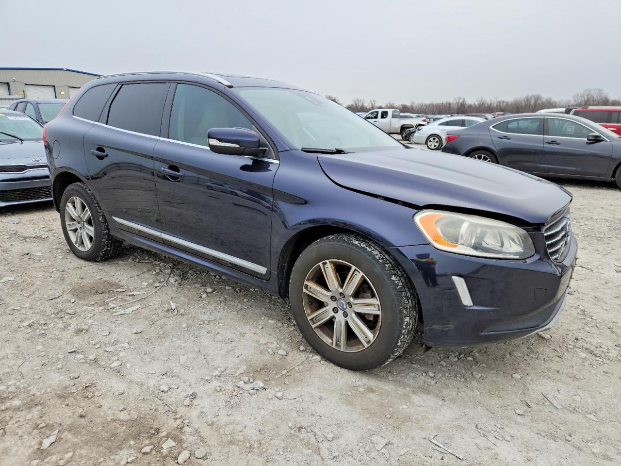 2016 VOLVO XC60