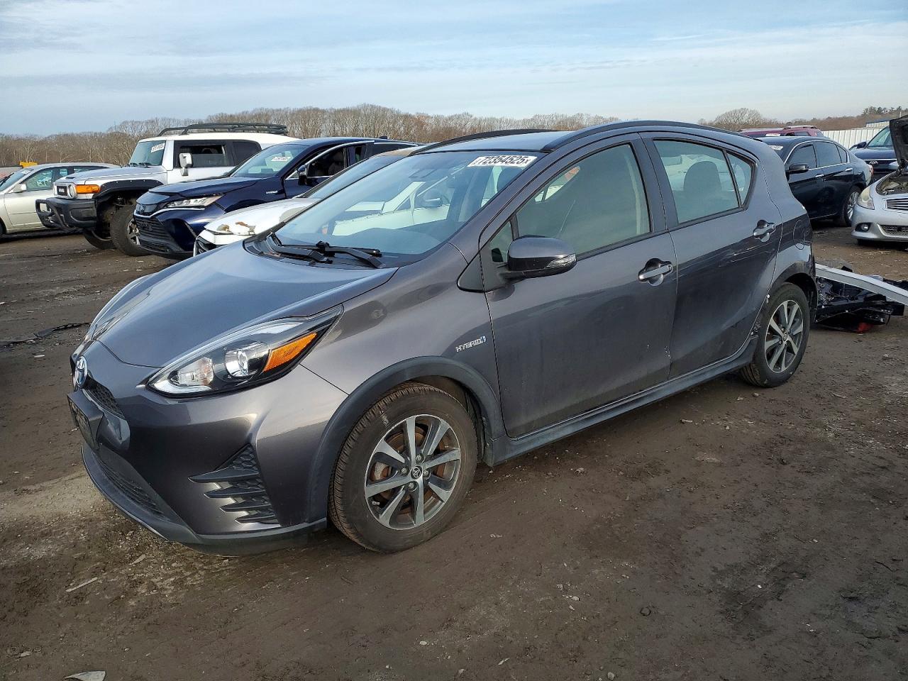 2019 TOYOTA Prius c