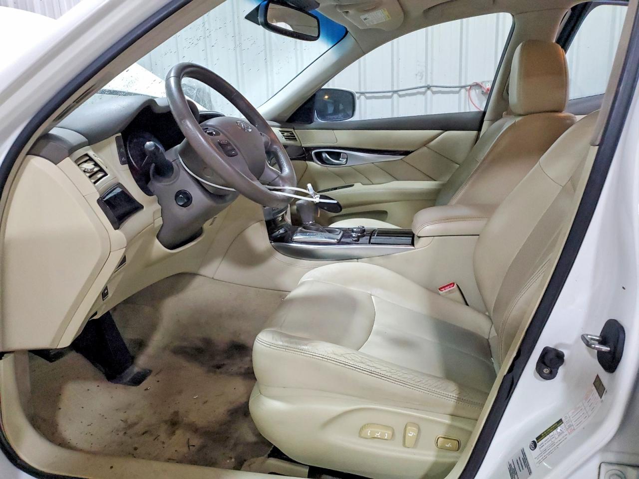 2012 INFINITI M37