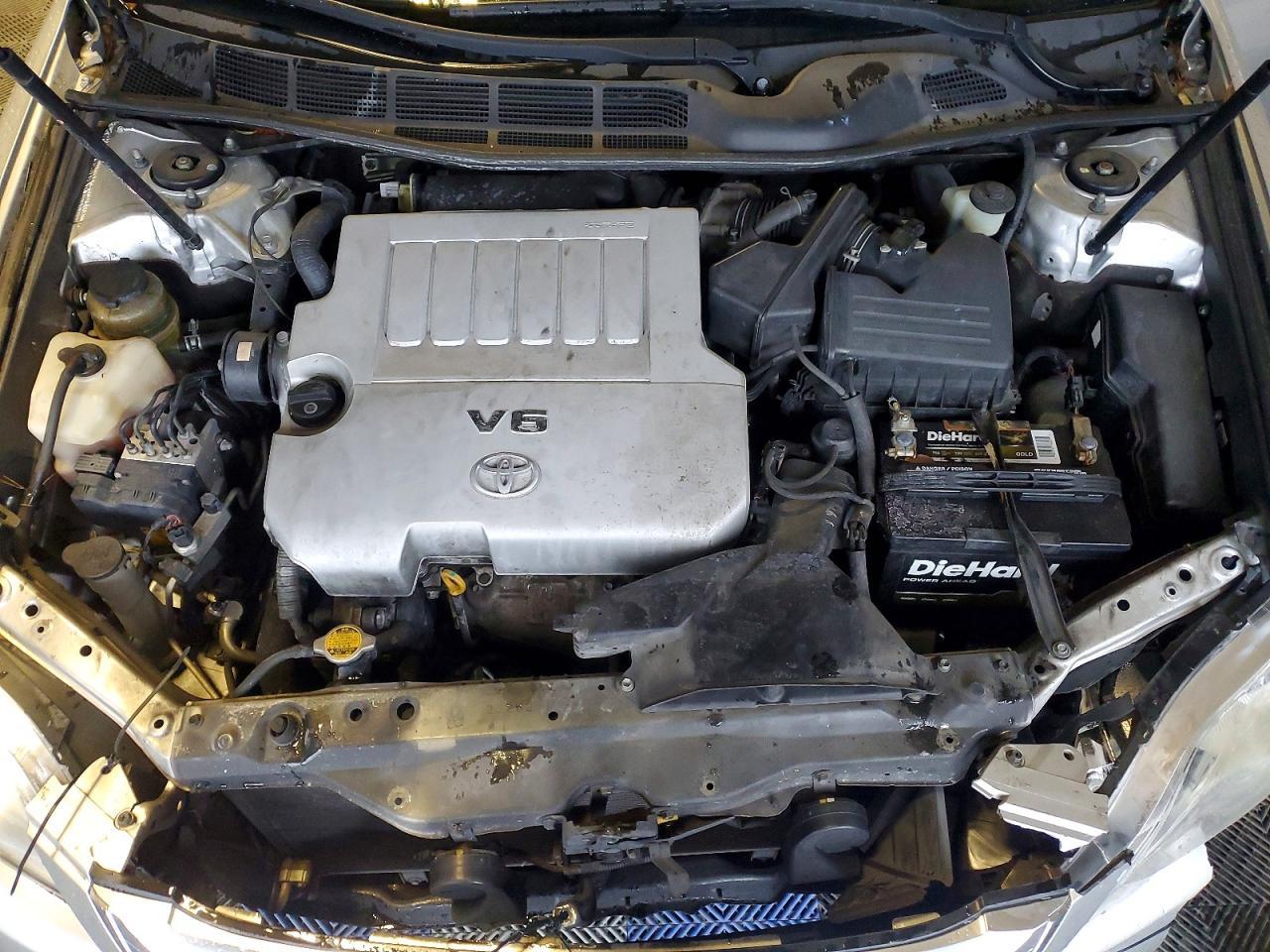 2010 TOYOTA Avalon