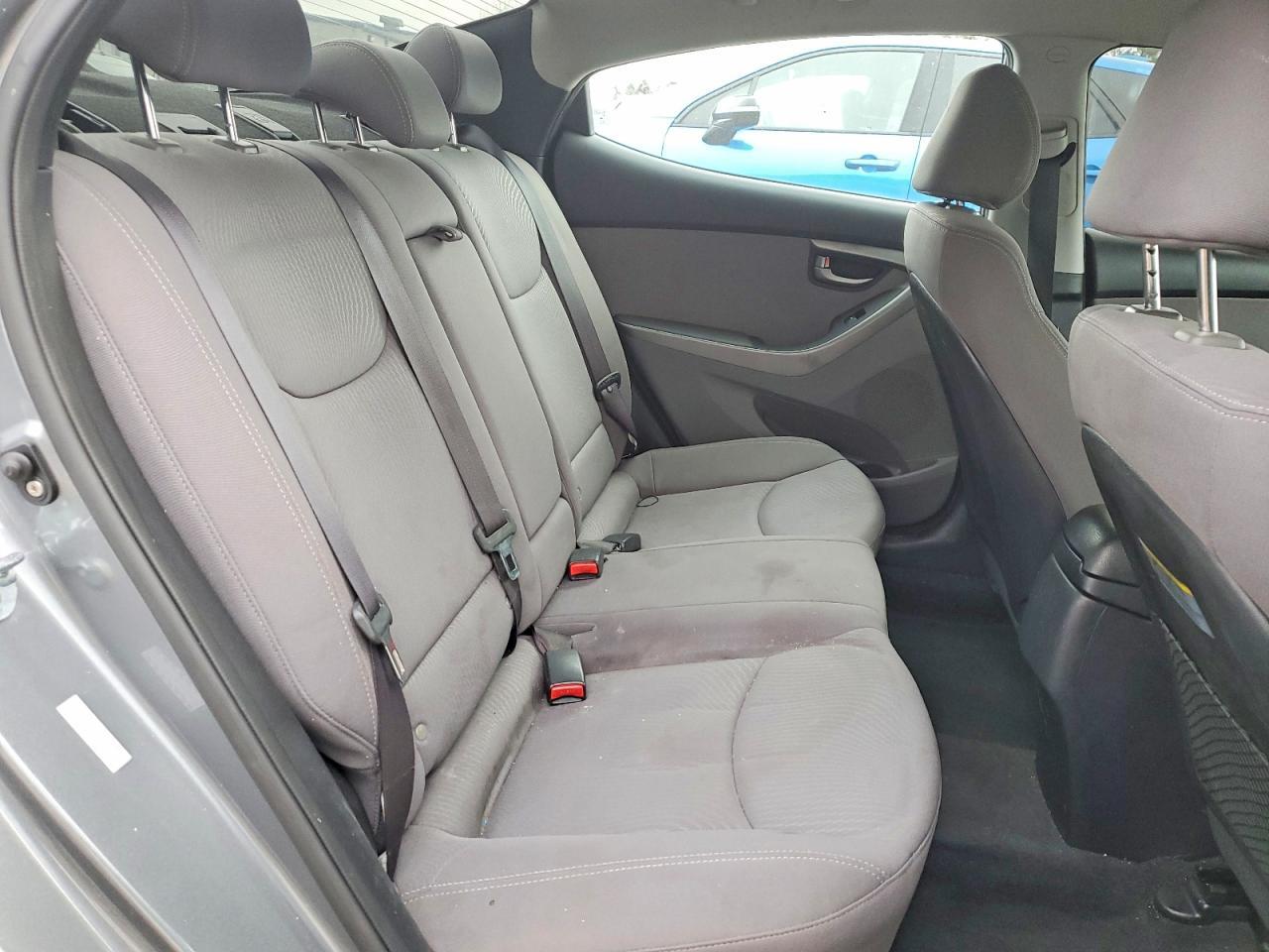 2016 HYUNDAI ELANTRA