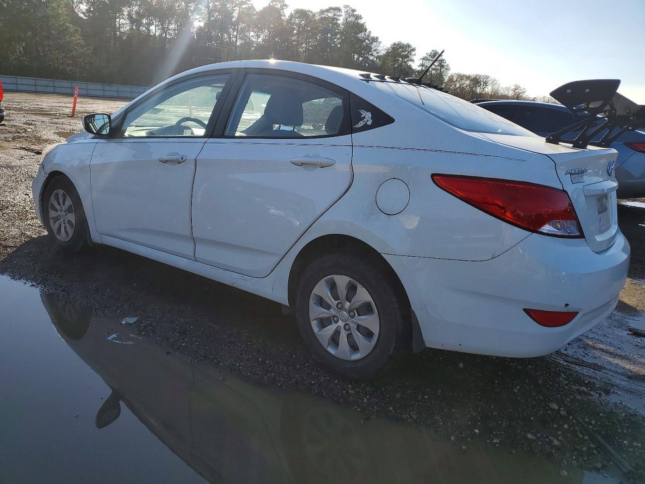 2015 HYUNDAI ACCENT