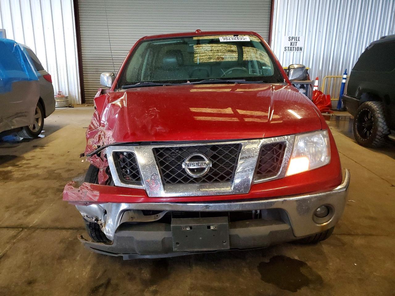 2013 NISSAN Frontier