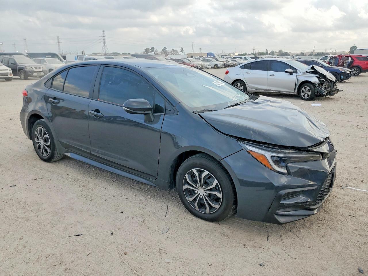 2025 TOYOTA COROLLA