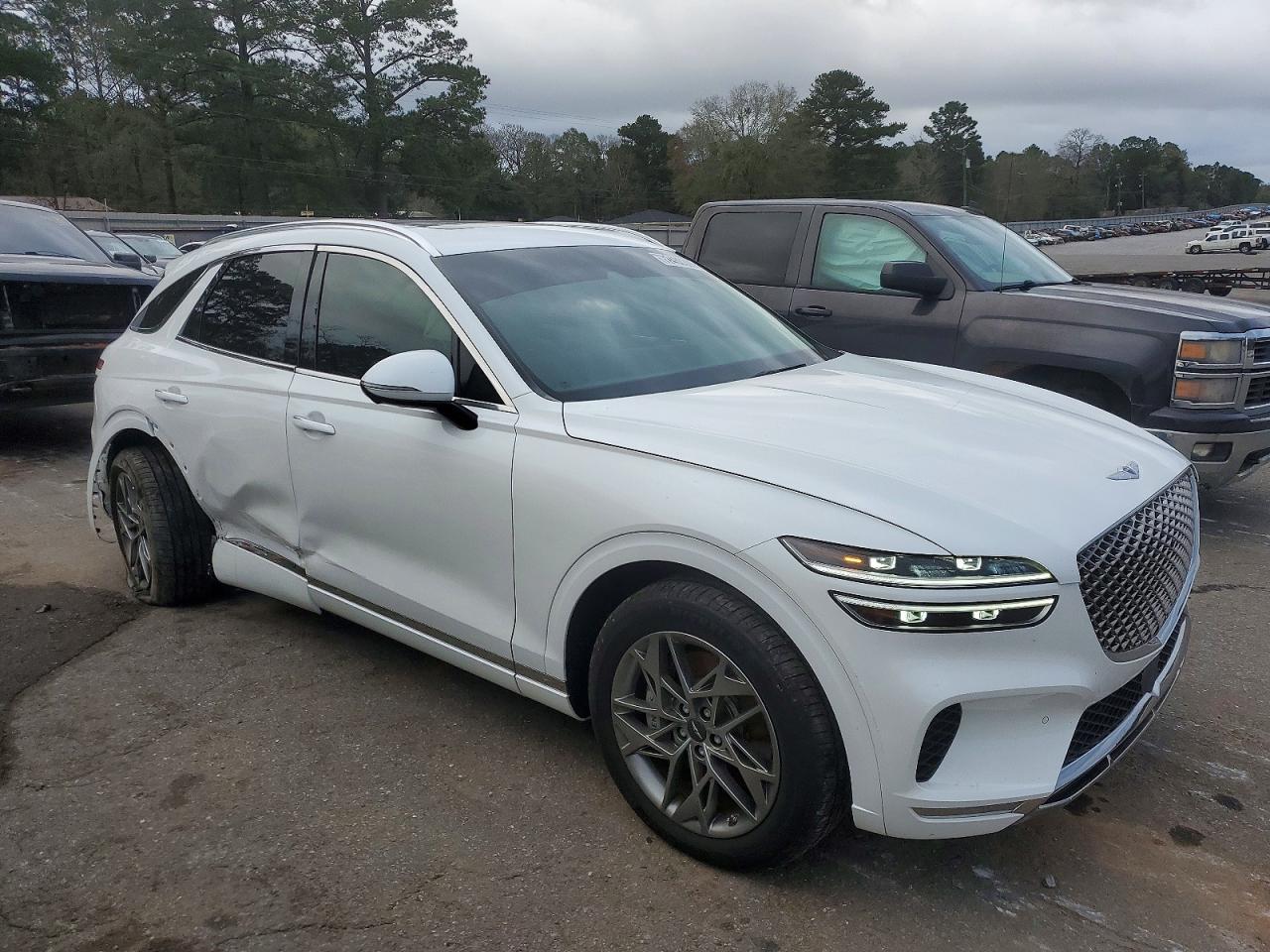 2025 GENESIS GV70