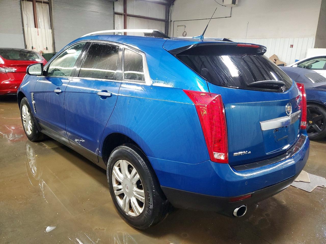 2010 CADILLAC SRX
