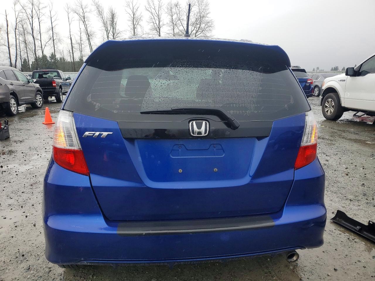 2009 HONDA FIT