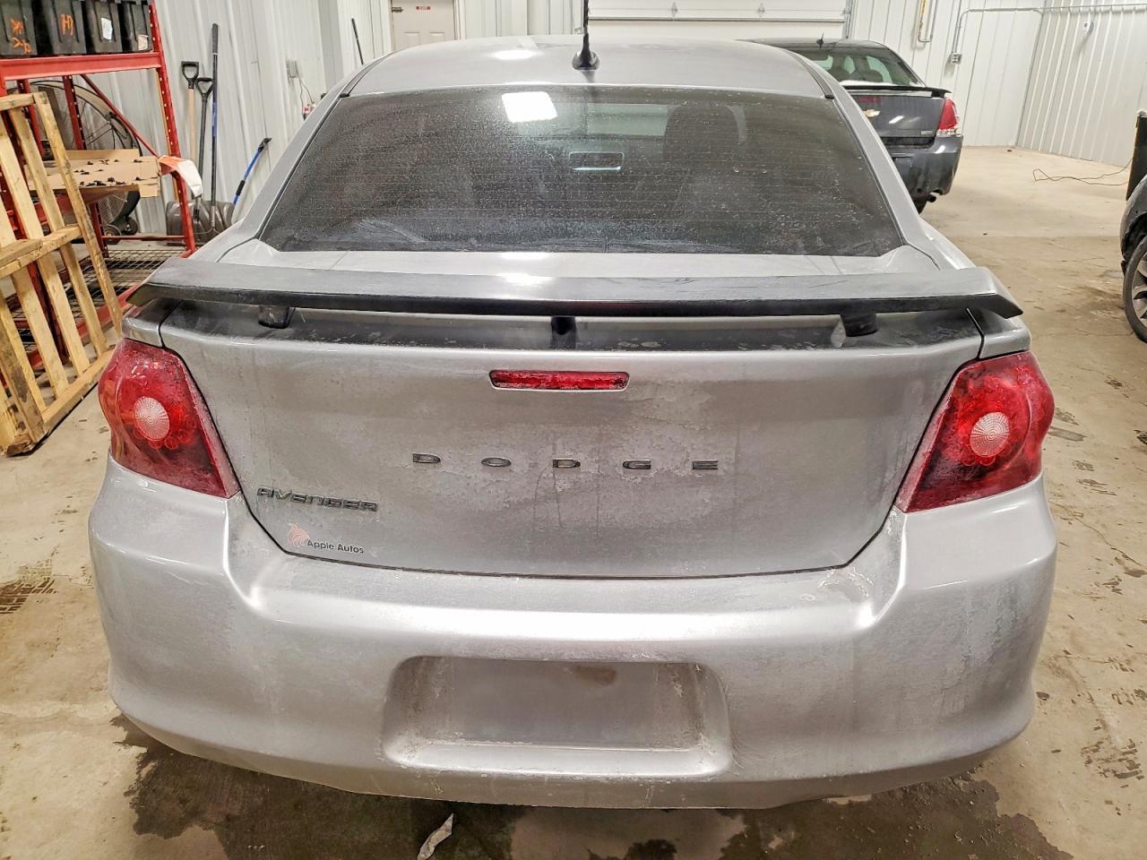 2014 DODGE Avenger