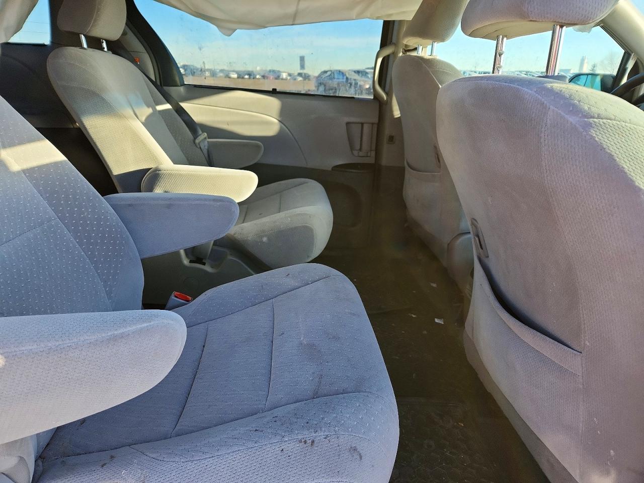 2017 TOYOTA SIENNA