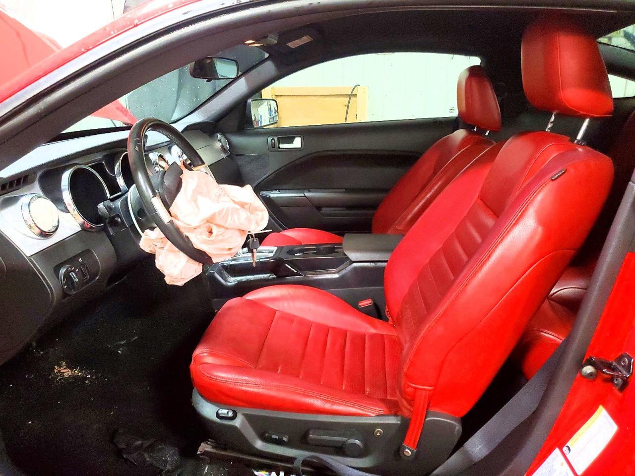 2005 FORD MUSTANG