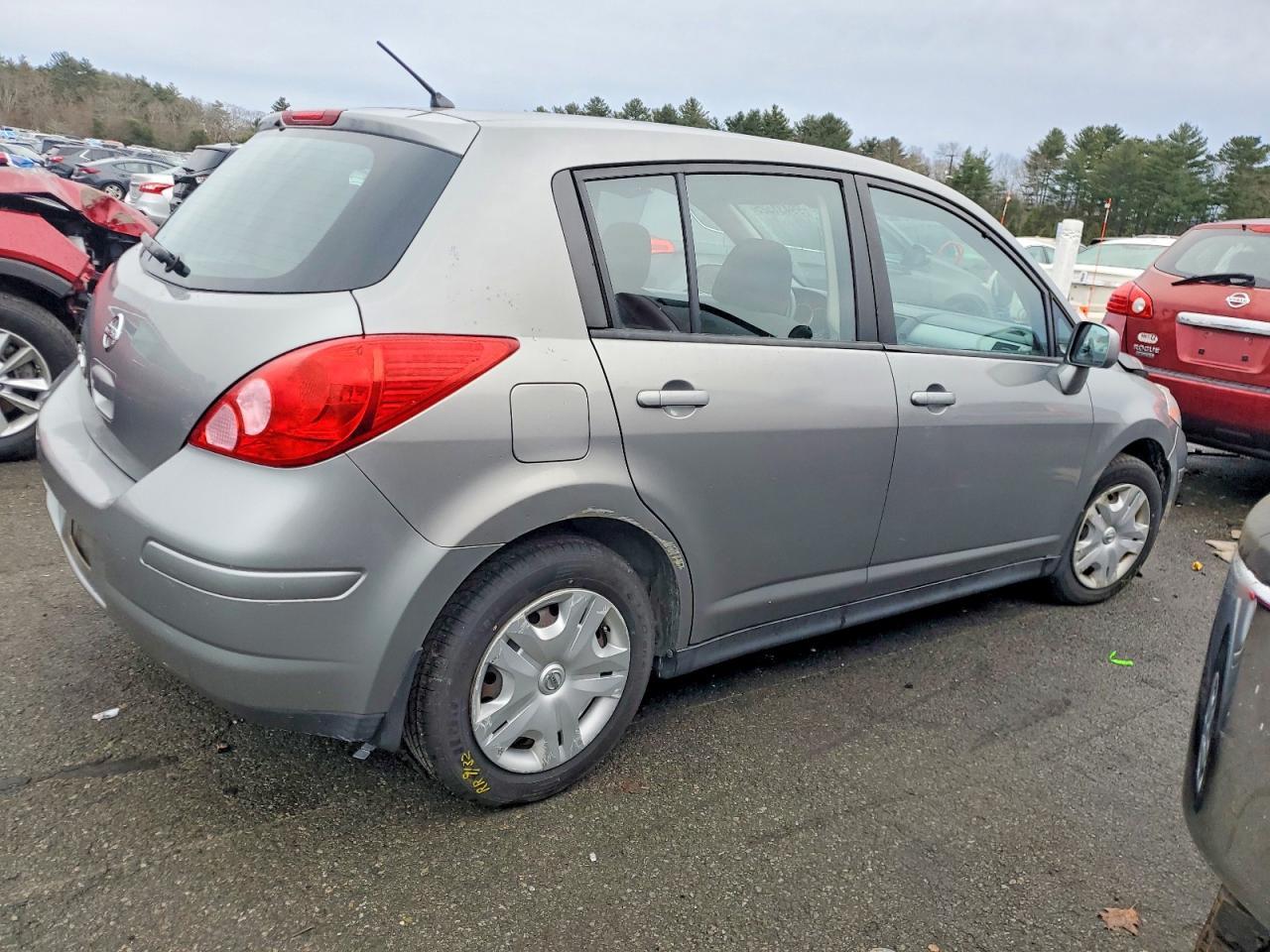 2012 NISSAN VERSA