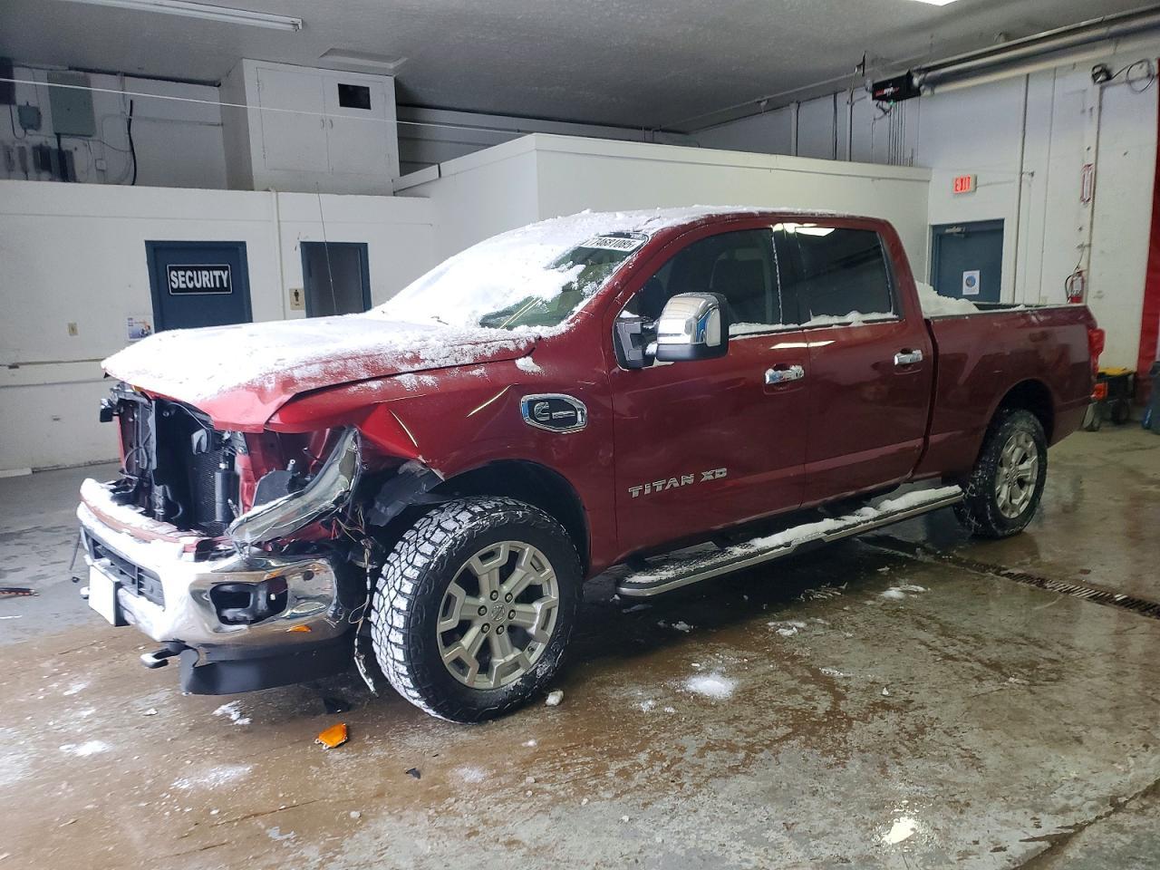 2016 NISSAN Titan