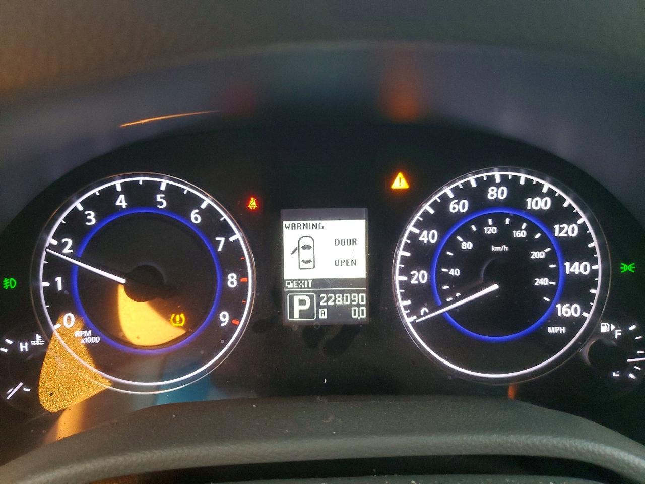 2011 INFINITI G25