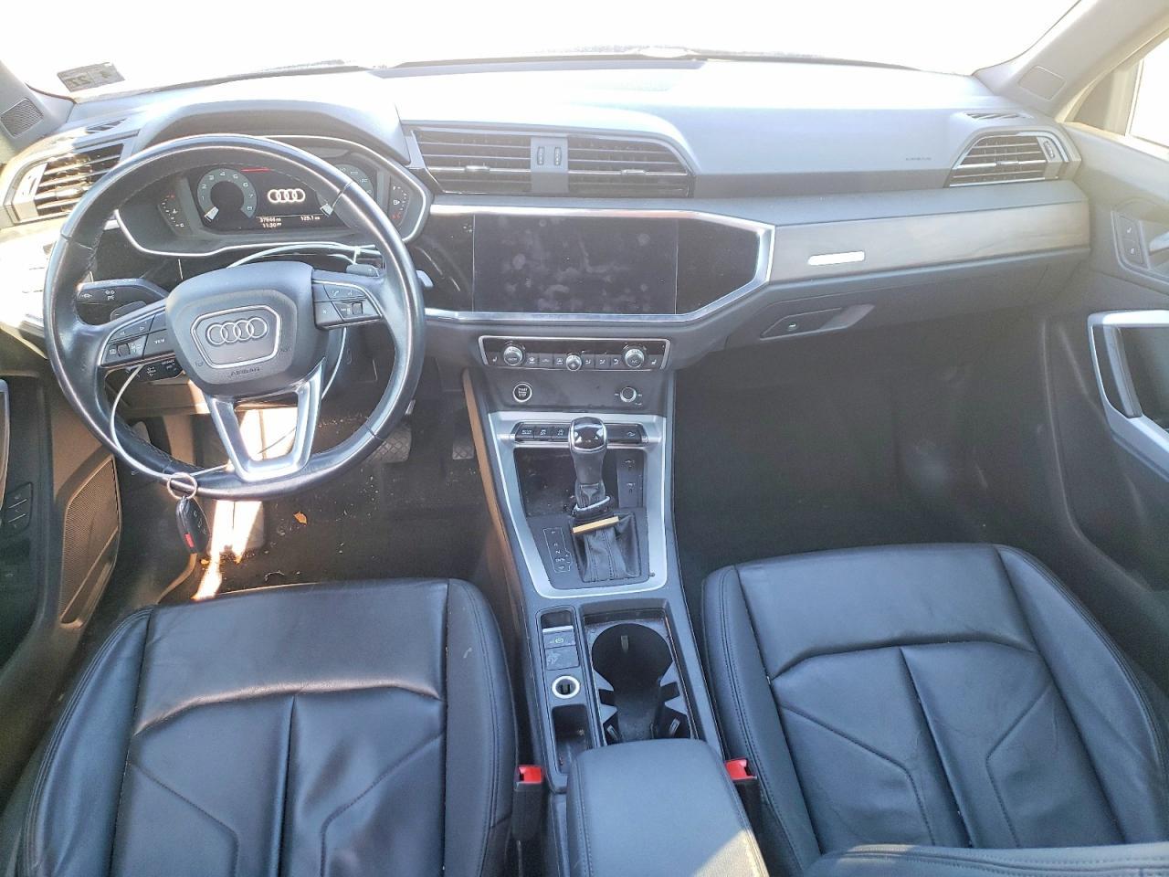 2022 AUDI Q3