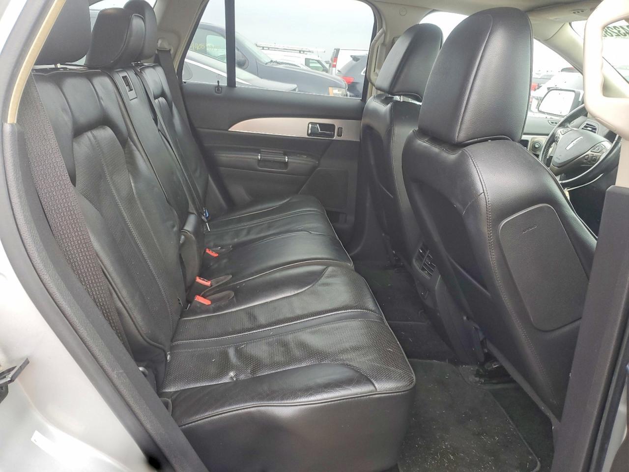2011 LINCOLN MKX