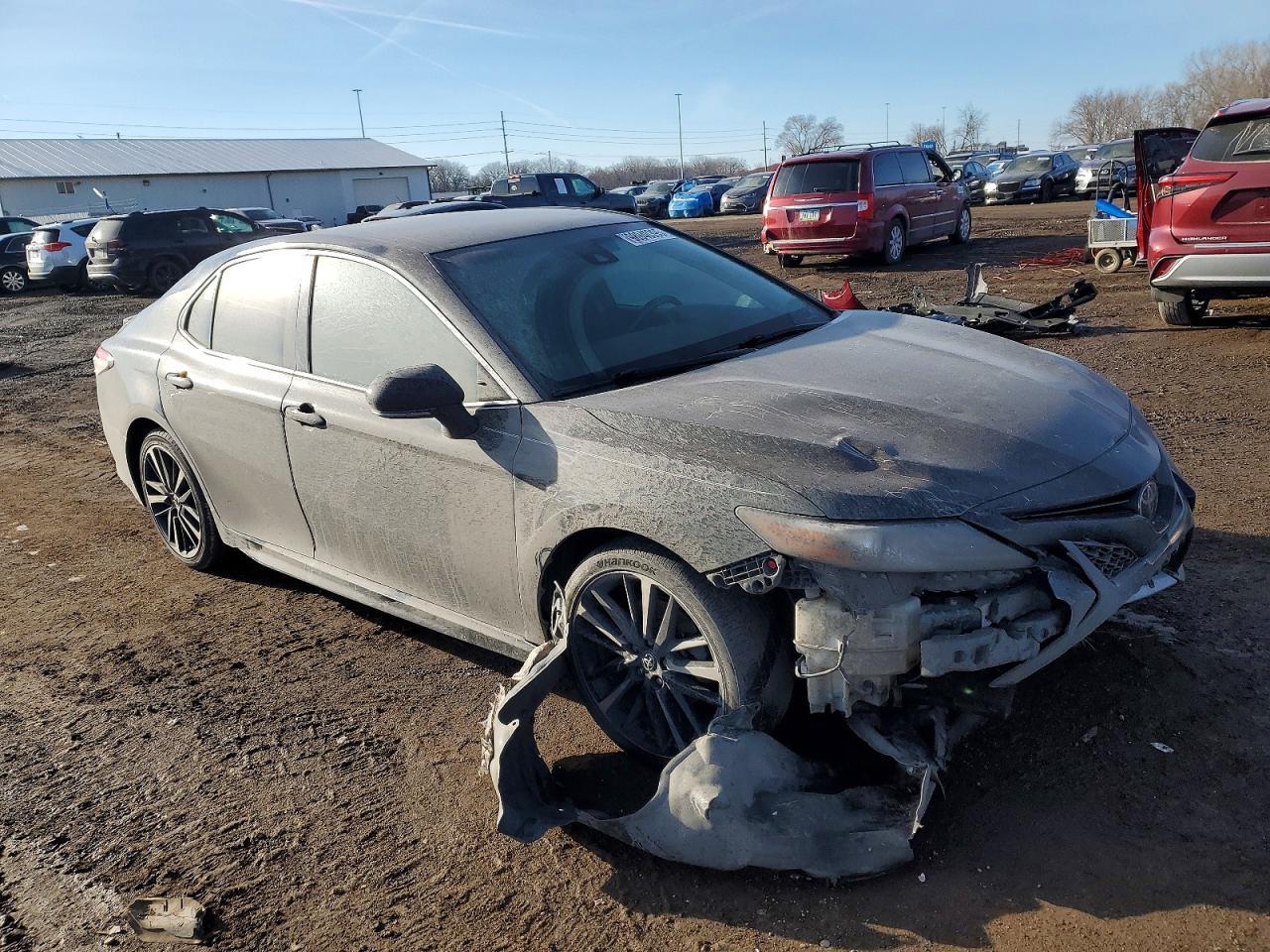 2019 TOYOTA CAMRY