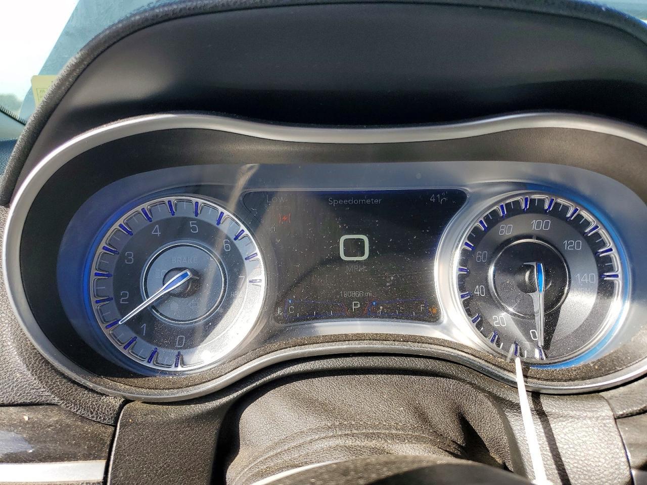 2018 CHRYSLER 300