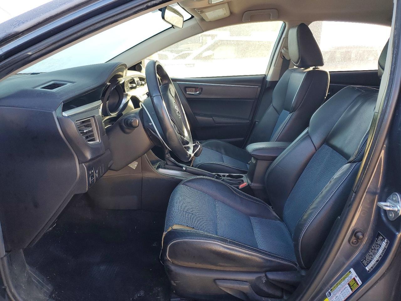 2015 TOYOTA COROLLA