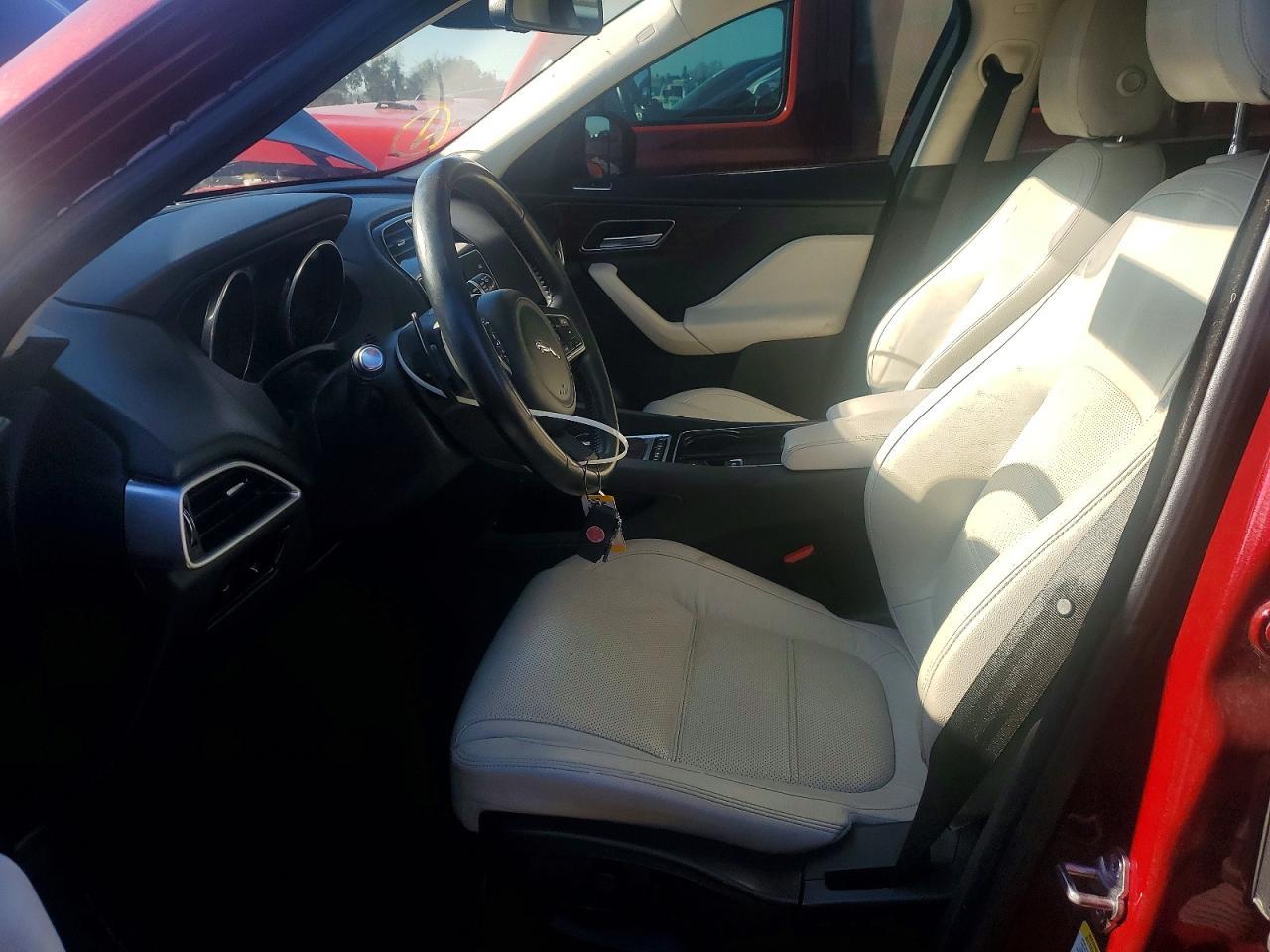 2017 JAGUAR F-Pace