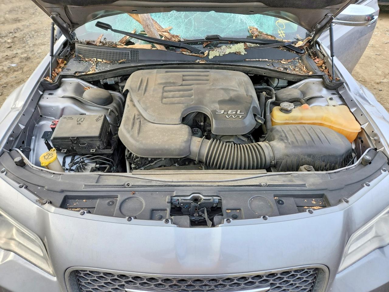 2016 CHRYSLER 300