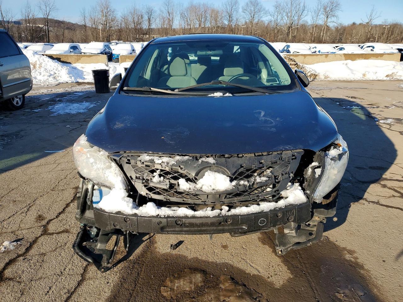 2011 TOYOTA COROLLA