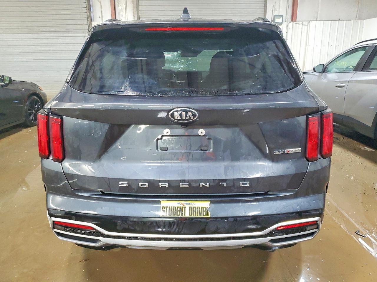 2021 KIA SORENTO