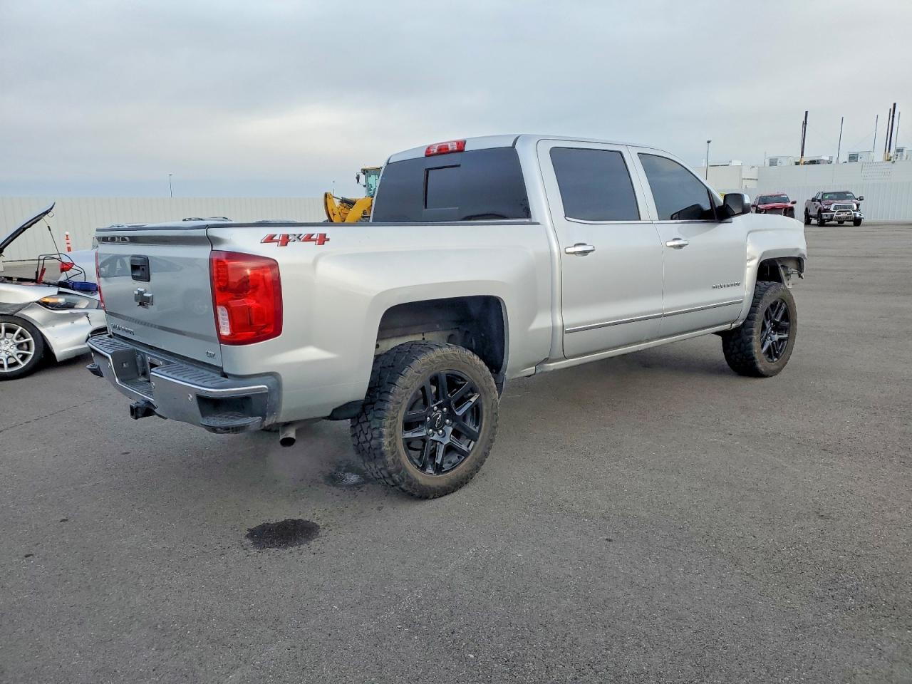 2018 CHEVROLET Silverado