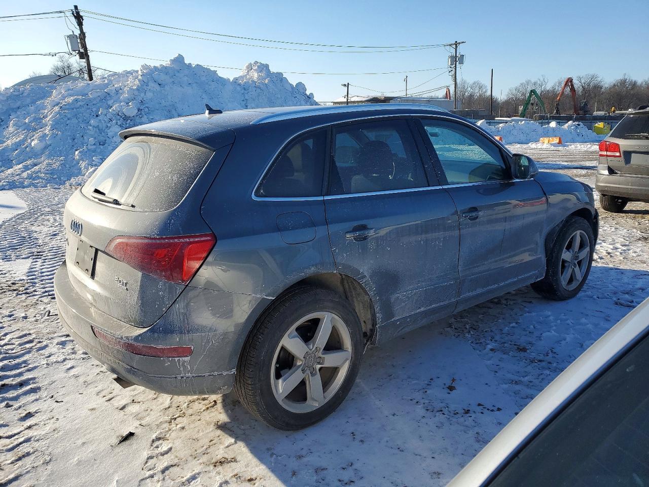 2012 AUDI Q5