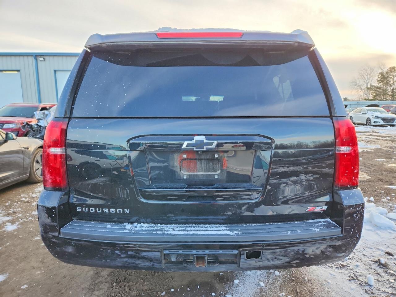 2017 CHEVROLET Suburban