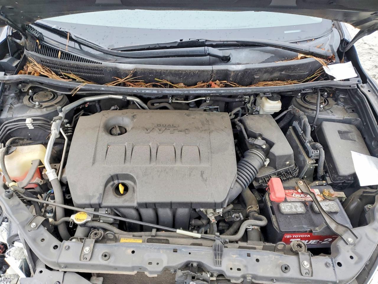 2011 TOYOTA COROLLA