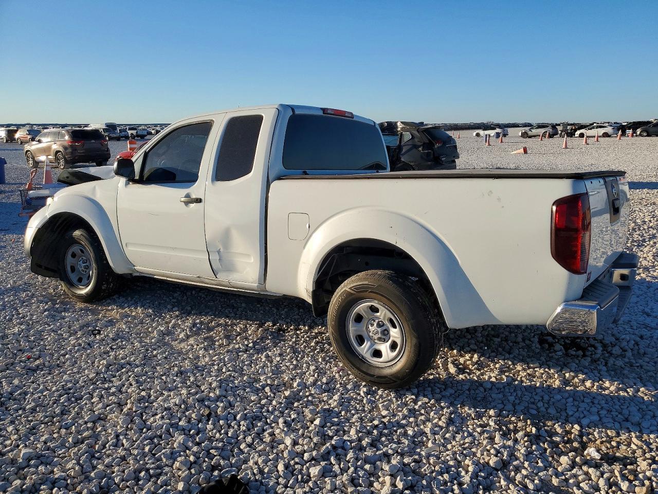 2016 NISSAN Frontier