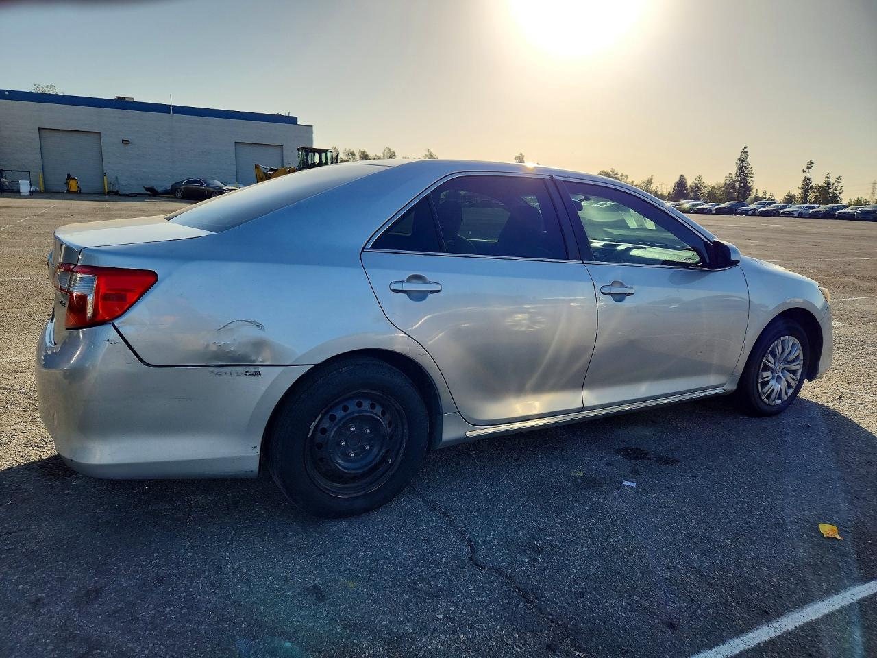 2014 TOYOTA CAMRY