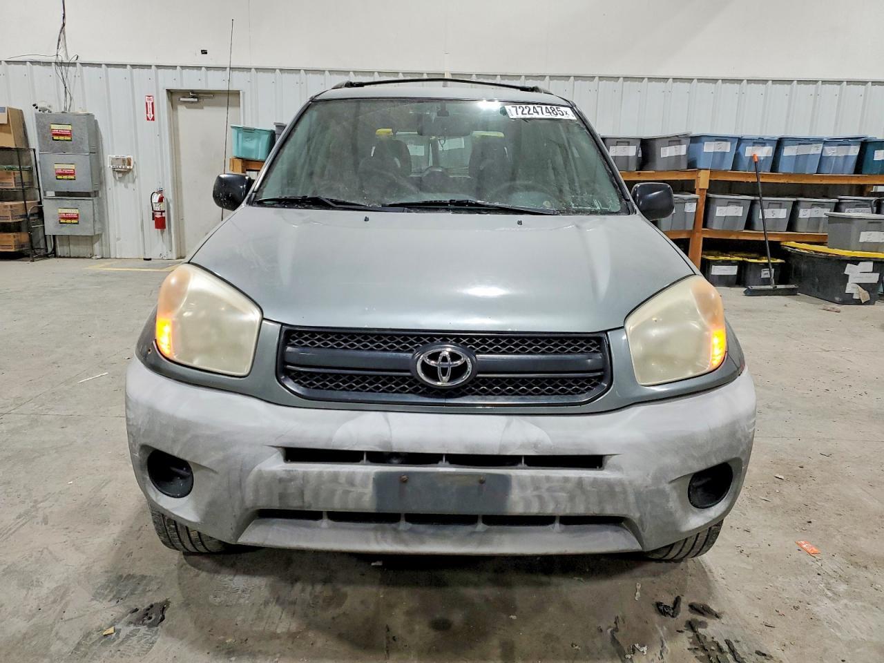 2004 TOYOTA RAV4