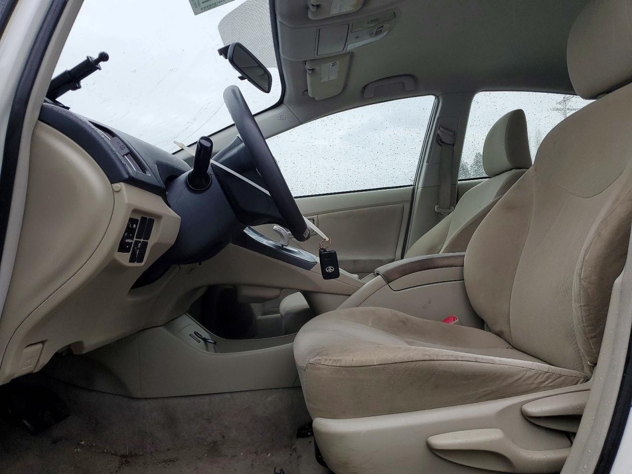 2011 TOYOTA PRIUS