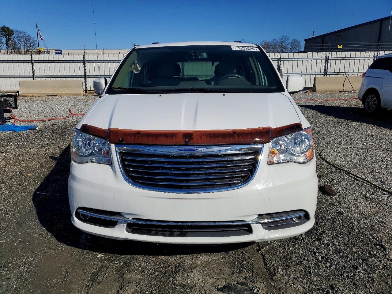 2016 CHRYSLER Town & Country