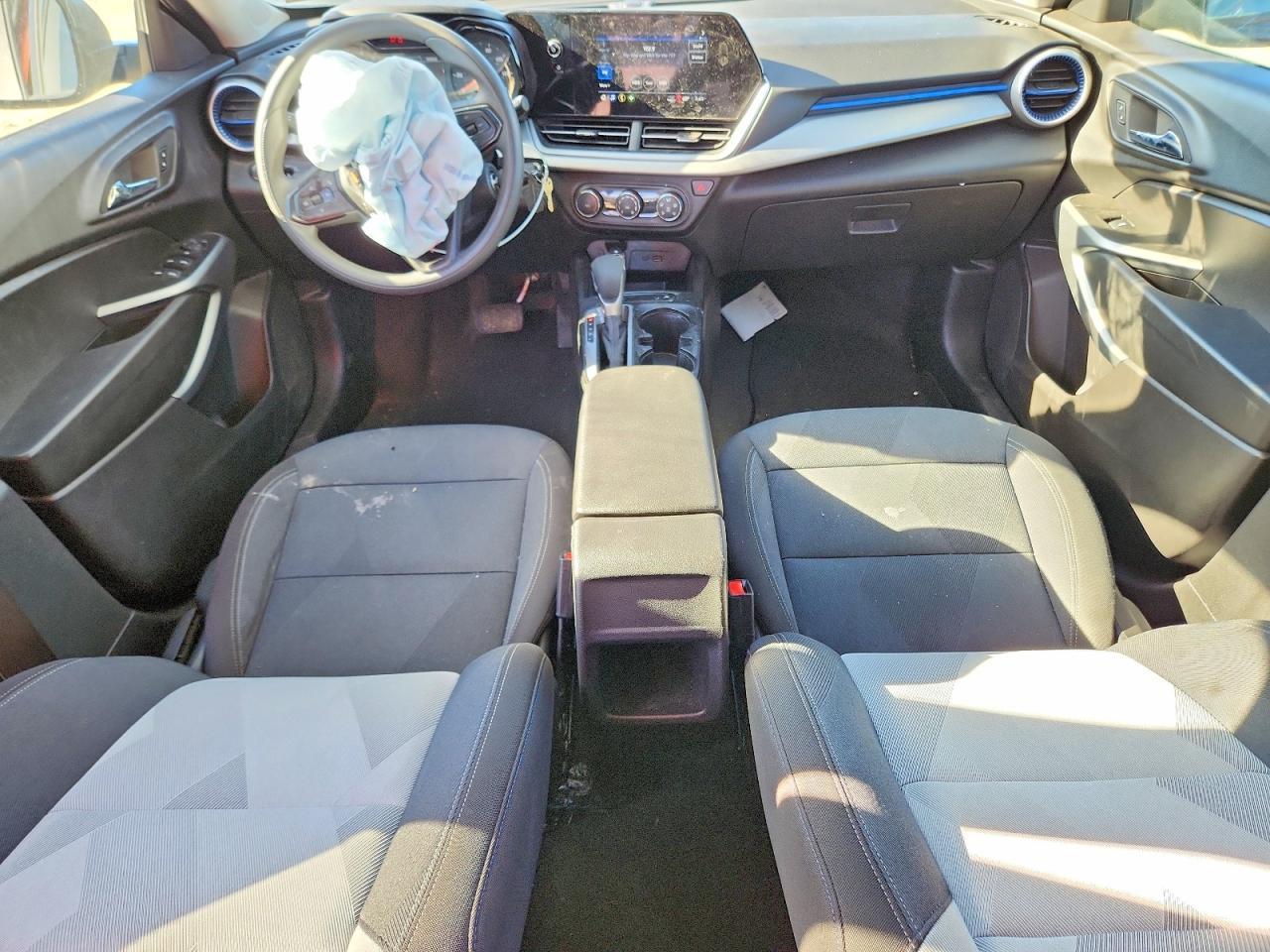 2026 CHEVROLET TRAX