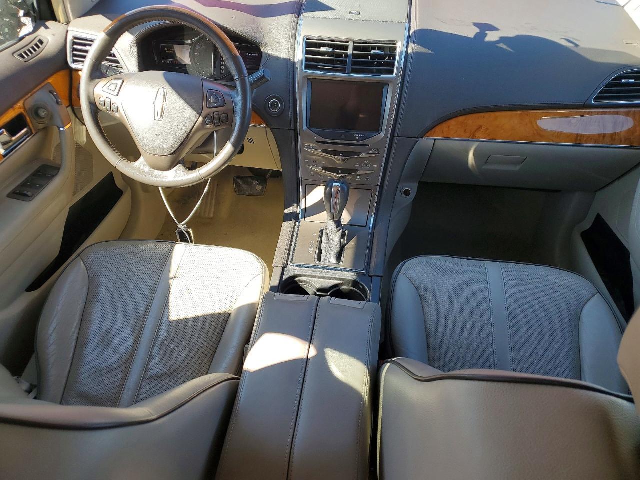2011 LINCOLN MKX