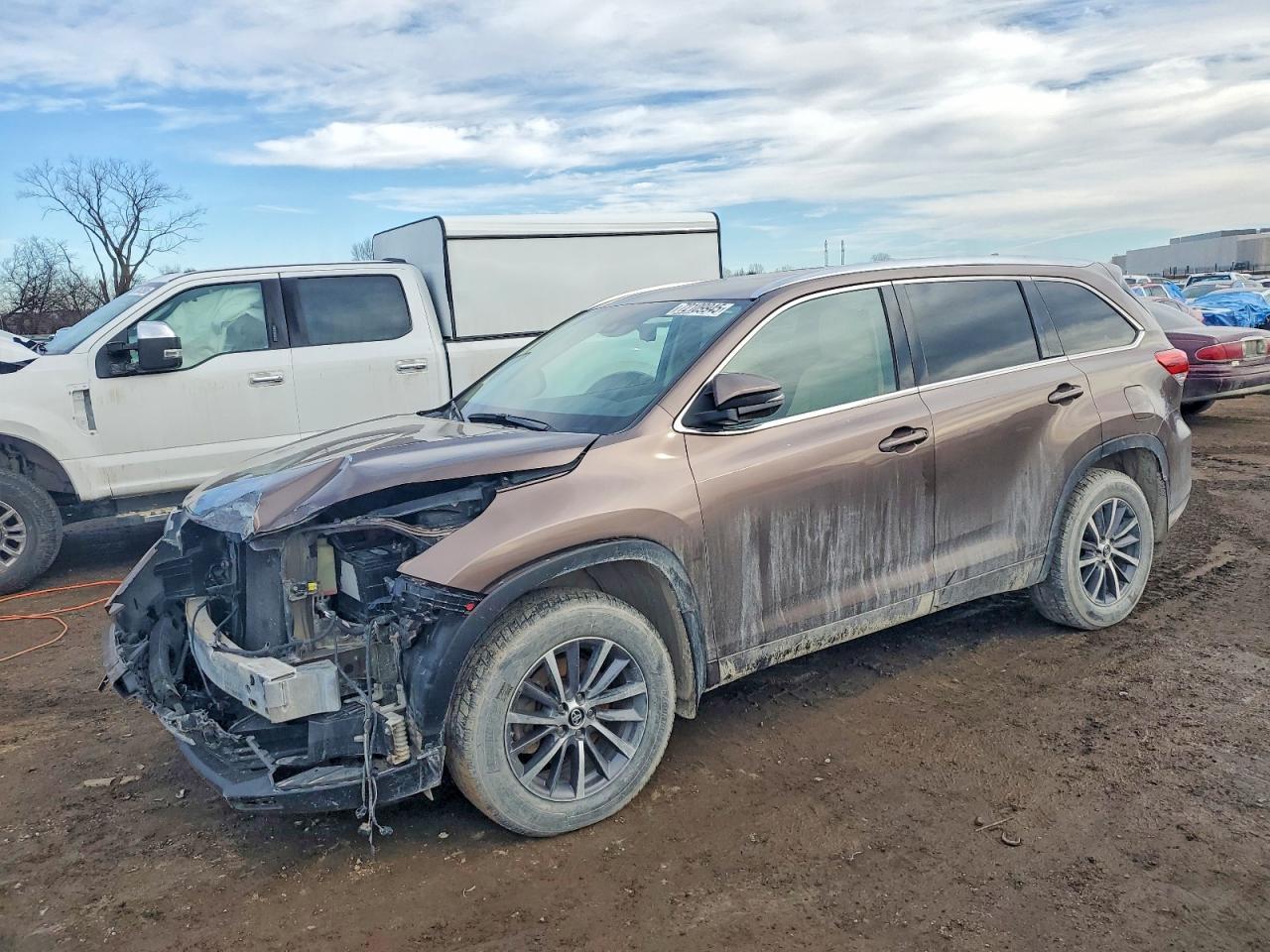 2017 TOYOTA HIGHLANDER