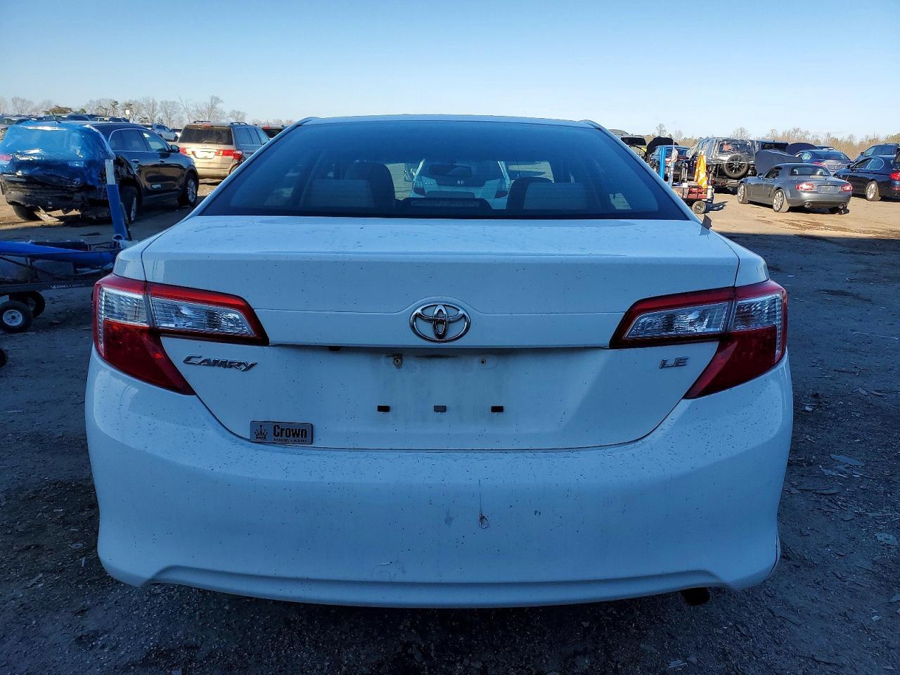 2014 TOYOTA CAMRY