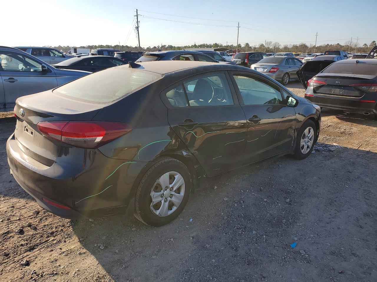 2018 KIA FORTE