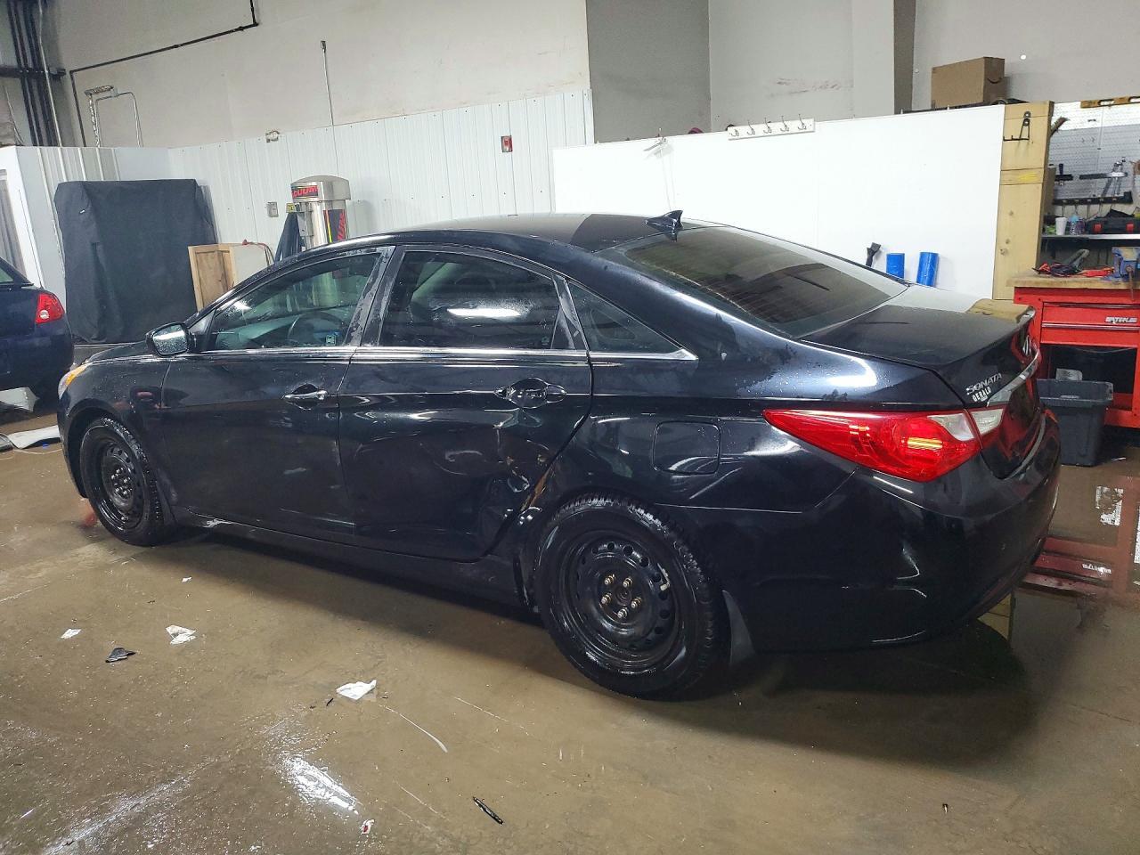 2013 HYUNDAI SONATA
