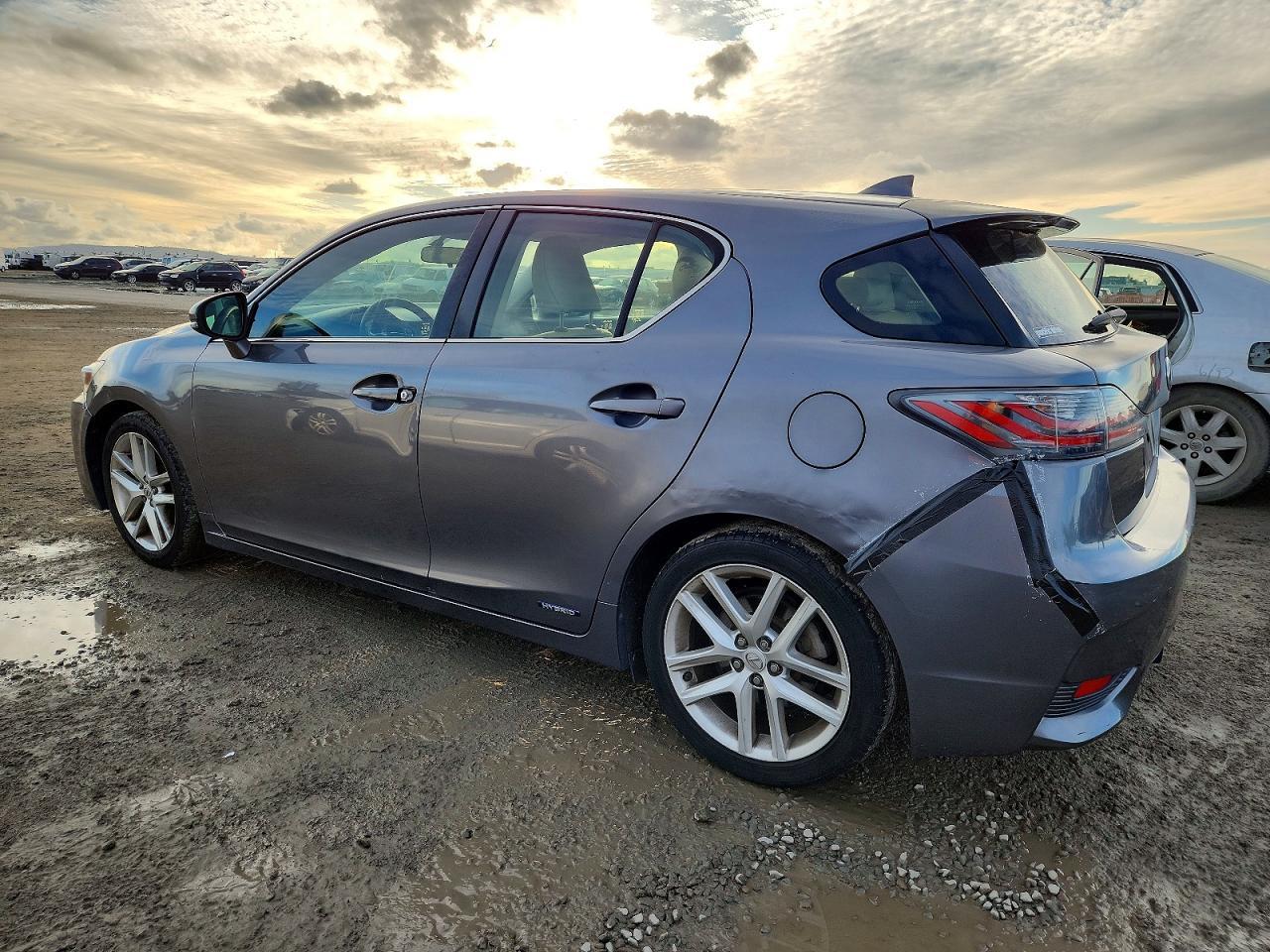 2014 LEXUS CT 200