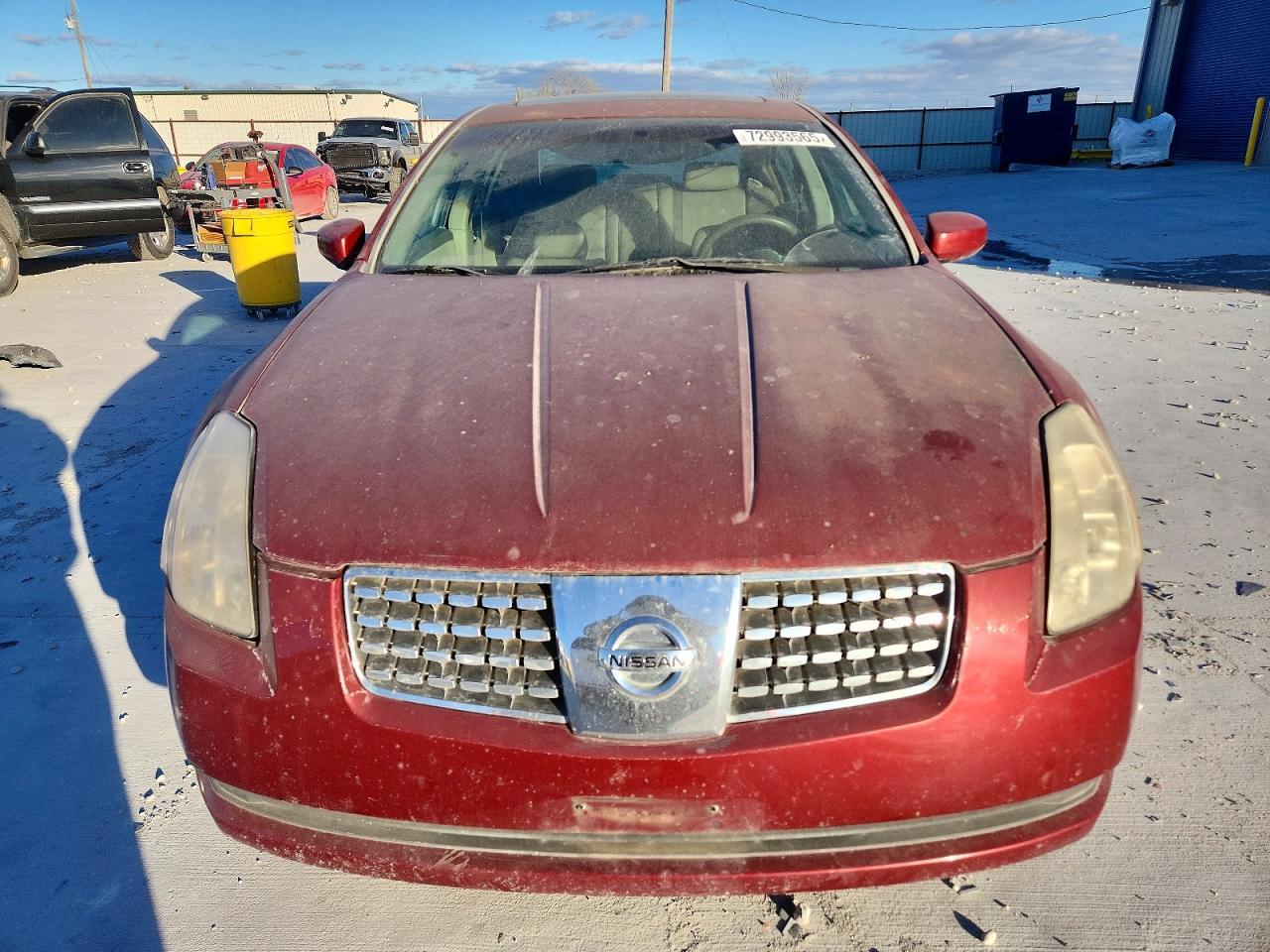 2005 NISSAN Maxima