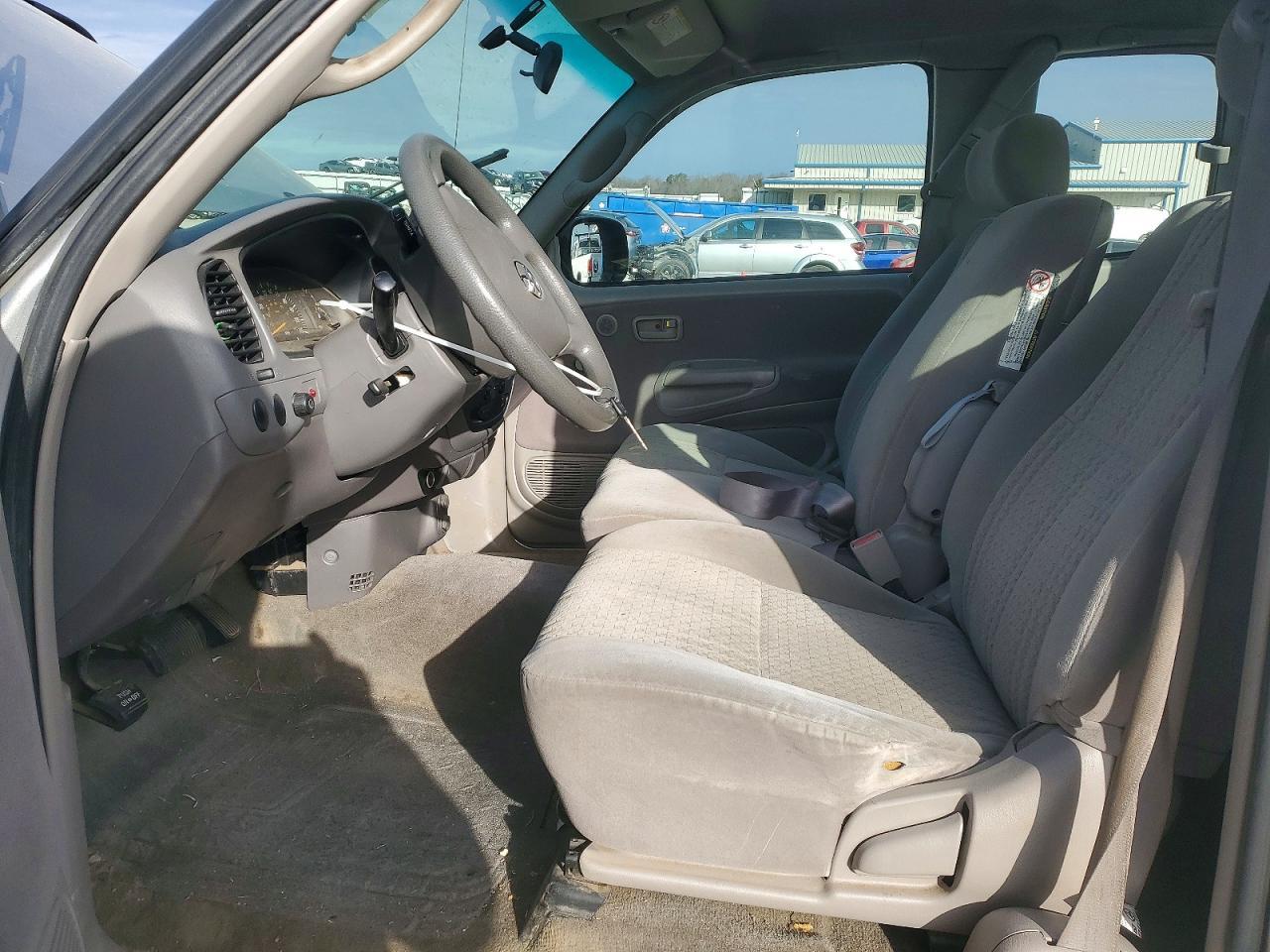 2003 TOYOTA TUNDRA