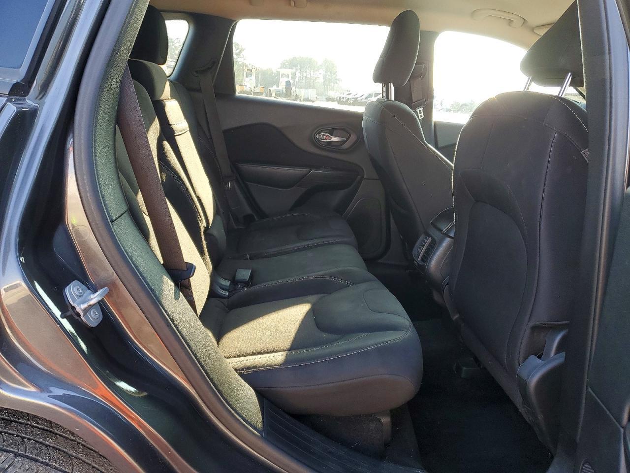2015 JEEP CHEROKEE