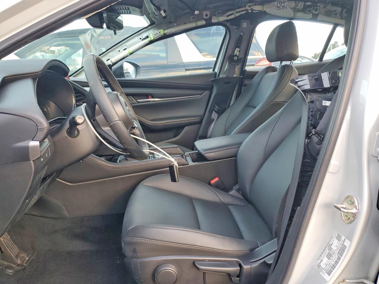 2025 MAZDA 3